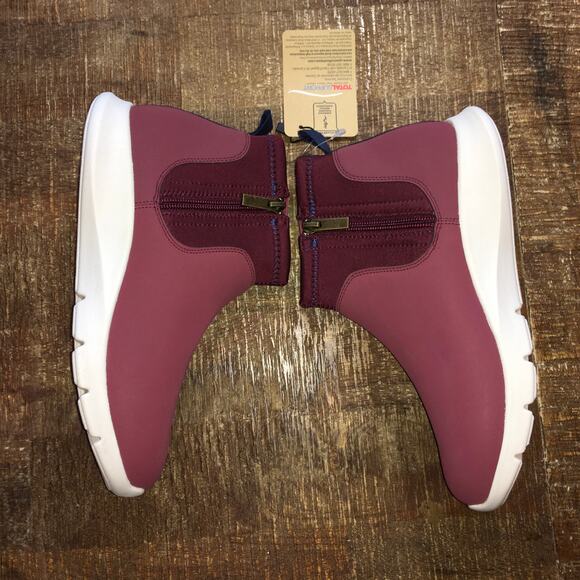 NWT Spenco Womens 7 Paddock Chelsea Ankle Boot Burgundy Red Bootie Comfort - Picture 9 of 10